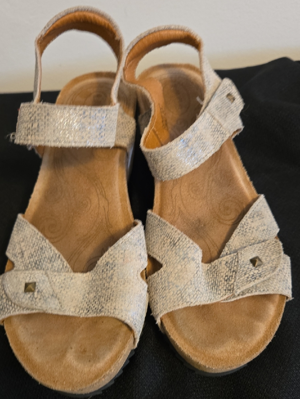 Taos Tan And Silver Metallic Sandals, Metal Studs, Size 37